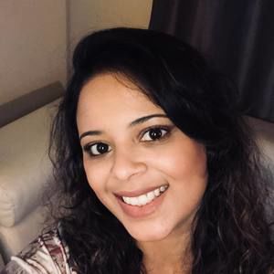 Meet your Posher, Débora